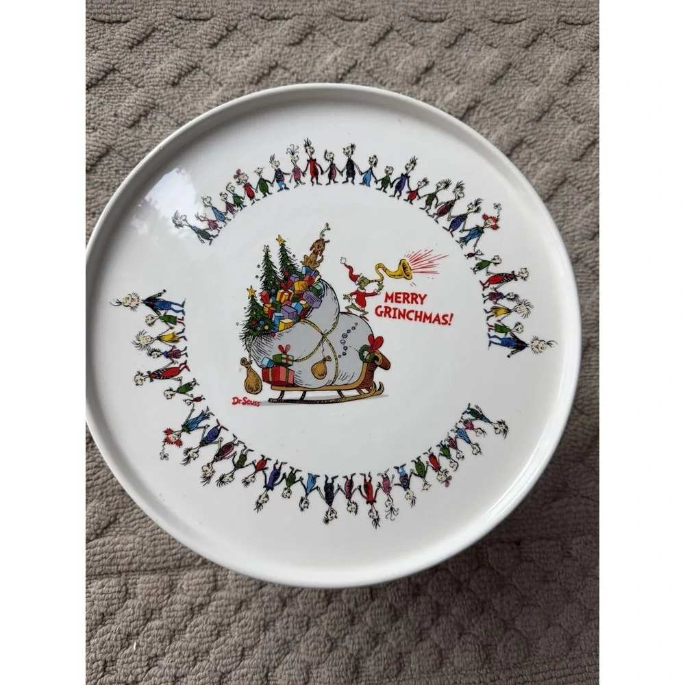 Merry Grinchmas Cake Stand with Detailed‎ Christmas Characters